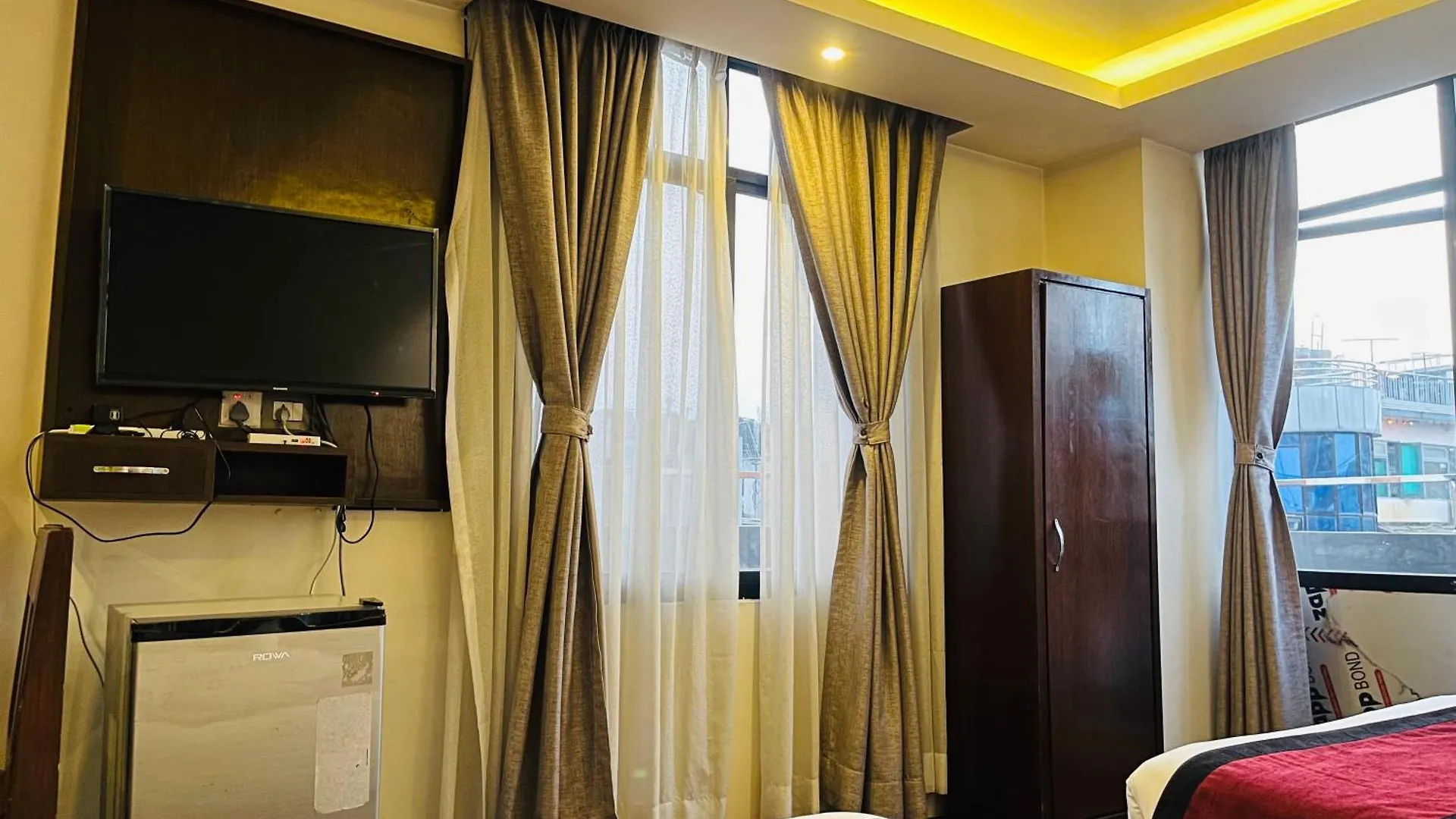 Hotel De Universal Kathmandu