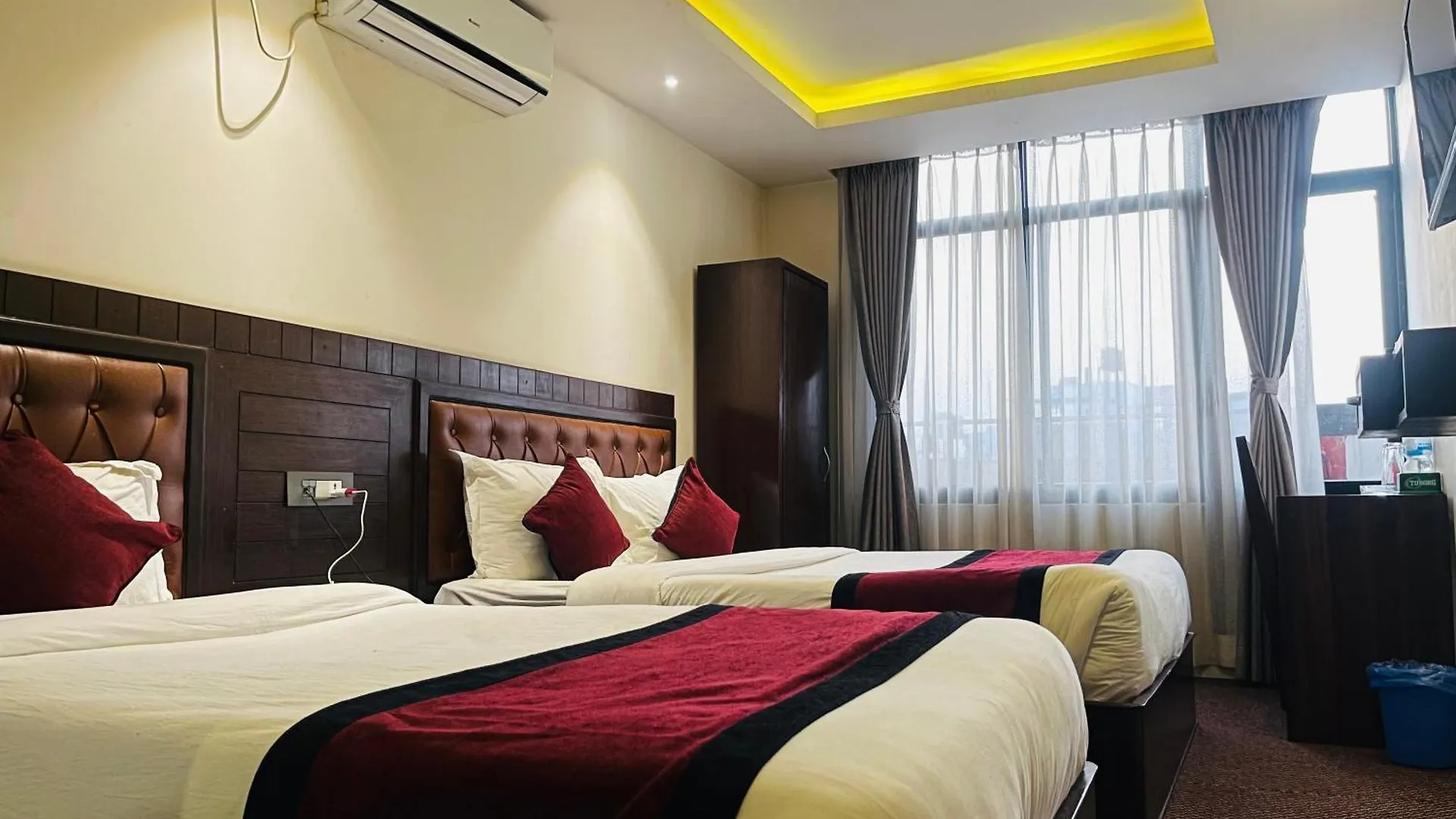 Hotel De Universal Kathmandu